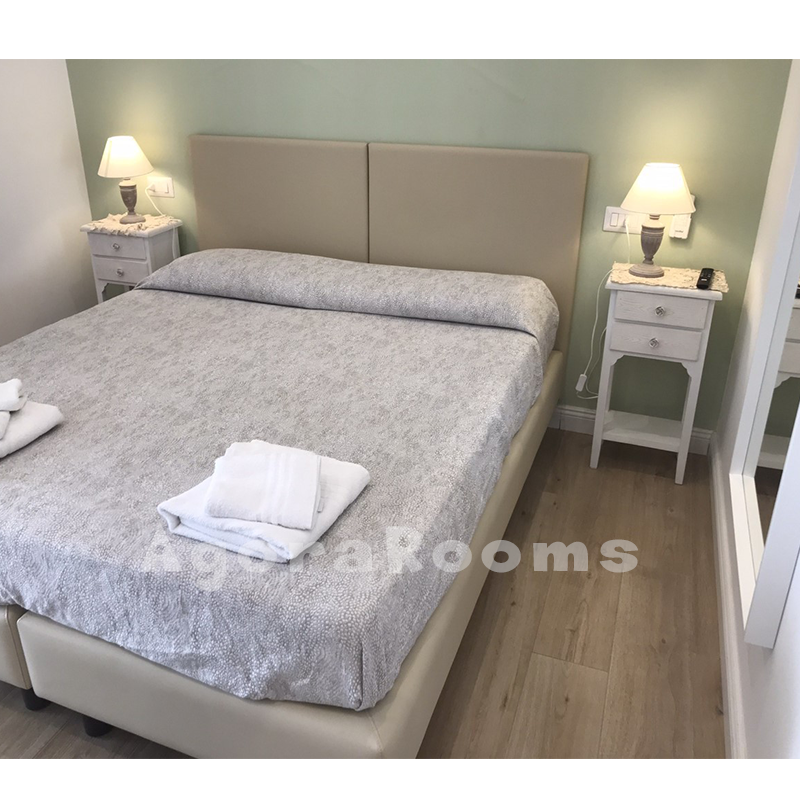agoraroom